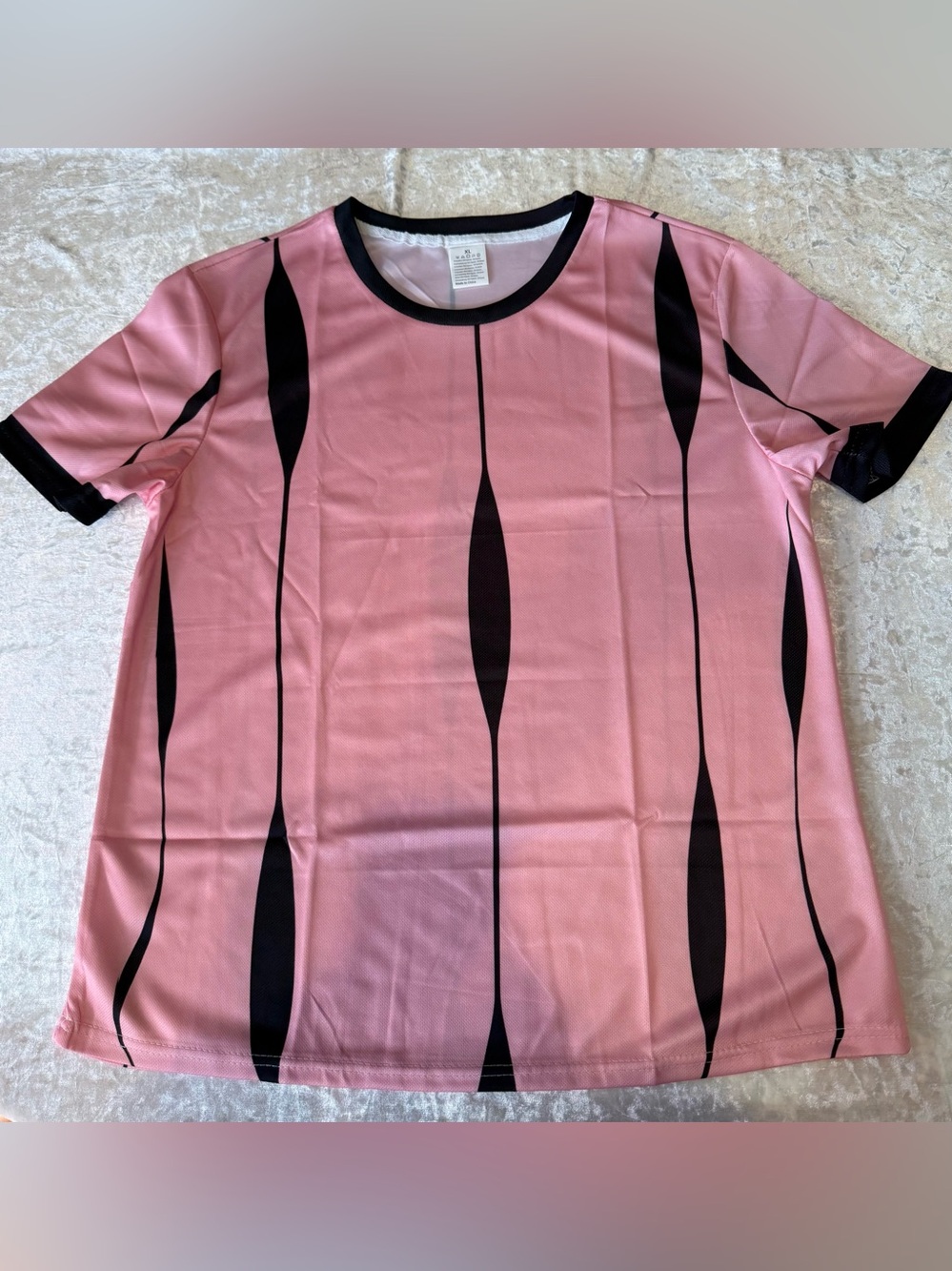 NWOT Pink Black Geometric Print Top Size XL Short Sleeve Casual Blouse